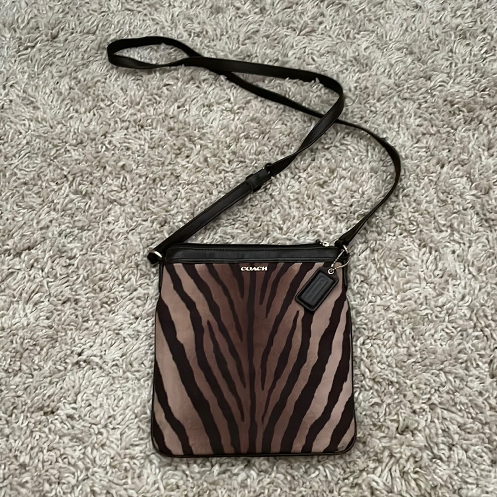 COACH Khaki/Brown Mahogany Zebra Swingpack Crossbody Swing Bag Purse